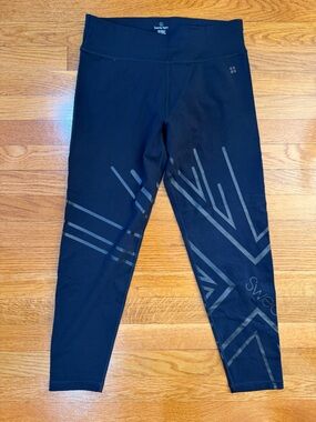 Sweaty Betty Power 7/8 Matte Union Jack Leggings in Black - Size Large (UK)